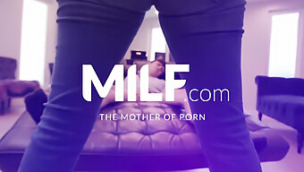 Milf Tiene...