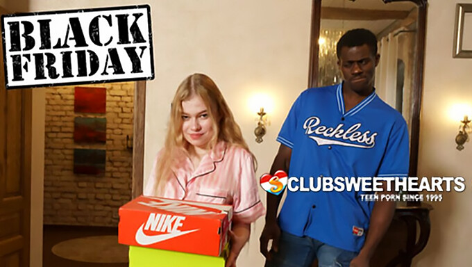 Black Friday Avsugning Med En Stor Svart Kuk