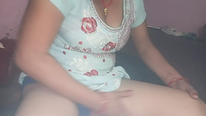 Baise Hardcore Sensuelle Avec Une Bhabhi Dans Une Vidéo Chaude